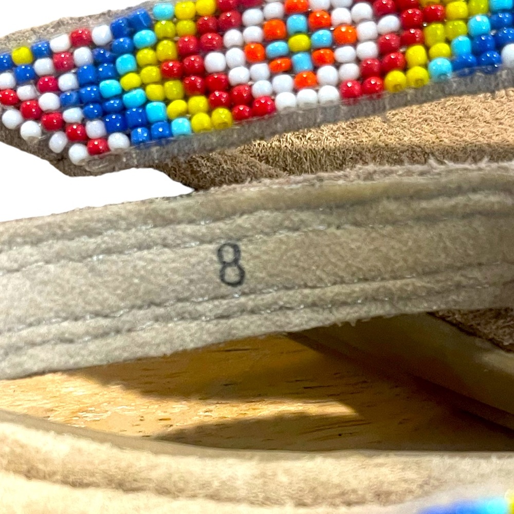Women’s Minnetonka Native American Beaded Sandals Size 8 EUC - Picture 11 of 12